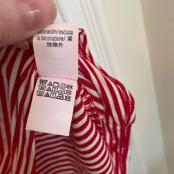 Victoria’s Secret NWOT short sleeve pjs set size XX-Large, red and white stripes - Picture 12 of 15
